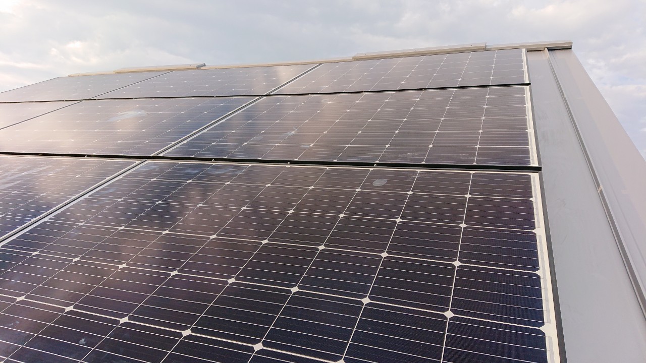 練馬区　N様　長州産業3.408kW太陽光+スマートマルチ9.8kWh蓄電池設置工事のサムネイル
